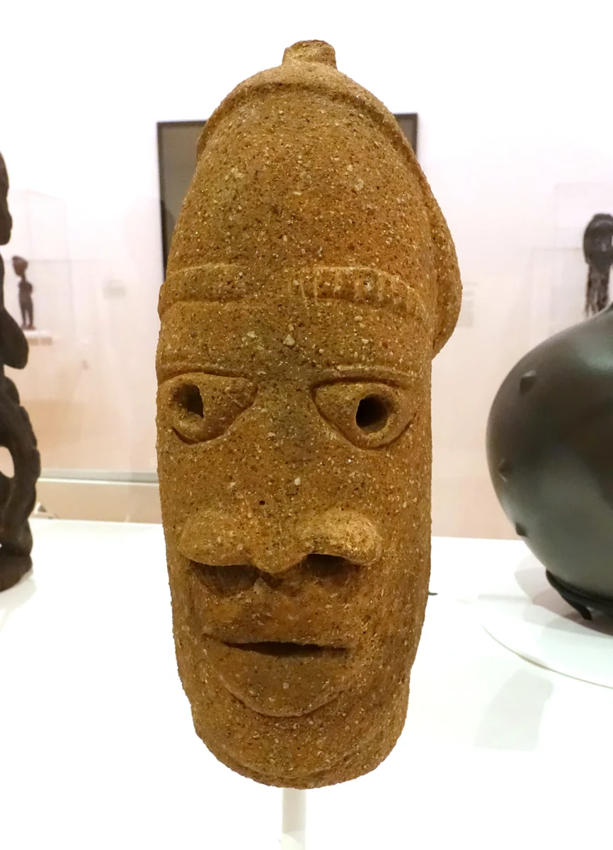 Nok terracotta head, c. 500 BCE–300 CE on the museum label; photographed in 2015.